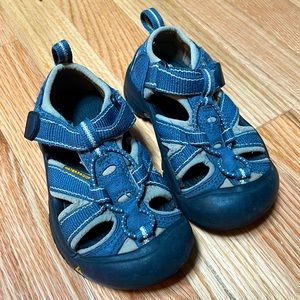Keens Size 9 Toddlers